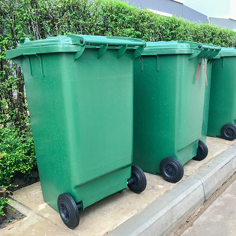 Nettoyage bac poubelle compost recyclage La Prairie